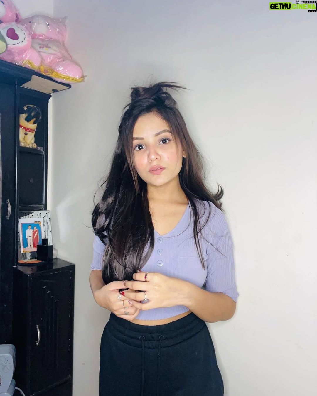 Pooja Rawat - 13.9K Likes - Be your own kind of beautiful 🤩