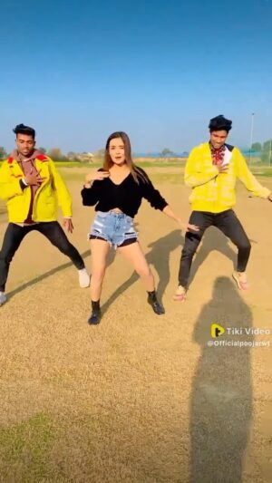 Pooja Rawat Instagram - Dil pe chalaye bijuriyaa 😍😍 

Follow me on @tikiappofficial 

#reels #instagram #reelsinstagram #love #trending #instagood #explore #viral #tiktok #explorepage #reelitfeelit #follow #india #instadaily #photography #followforfollowback #likeforlikes #like #reel #memes #fashion #foryou #music #reelsvideo #fyp #reelkarofeelkaro #reelsindia #bollywood #video #bhfyp