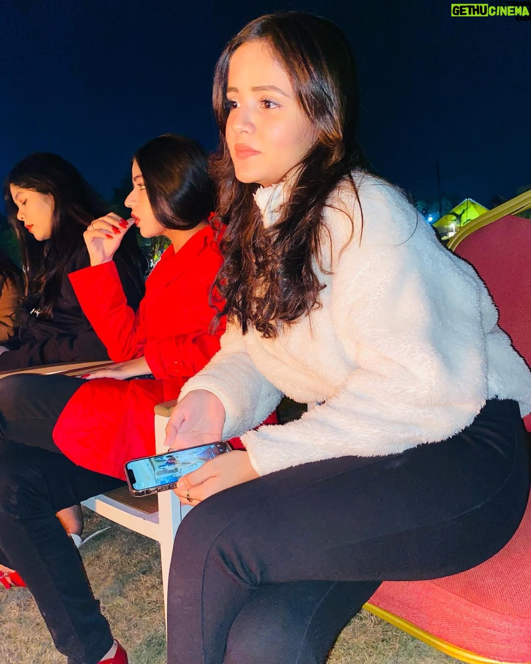 Pooja Rawat - 9.9K Likes - “Good girls are bad girls that never get caught ✅ 

#instagram #instagood #love #like #follow #photography #photooftheday #instadaily #likeforlikes #picoftheday #fashion #beautiful #instalike #bhfyp #followforfollowback #likes #me #art #smile #followme #photo #myself #happy #style #nature #life #likeforfollow #insta #l #bhfyp