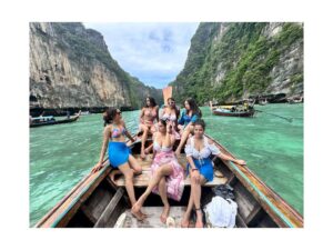 Pooja Rawat Instagram - Good times and tan lines in Phuket!
🌊 🐚