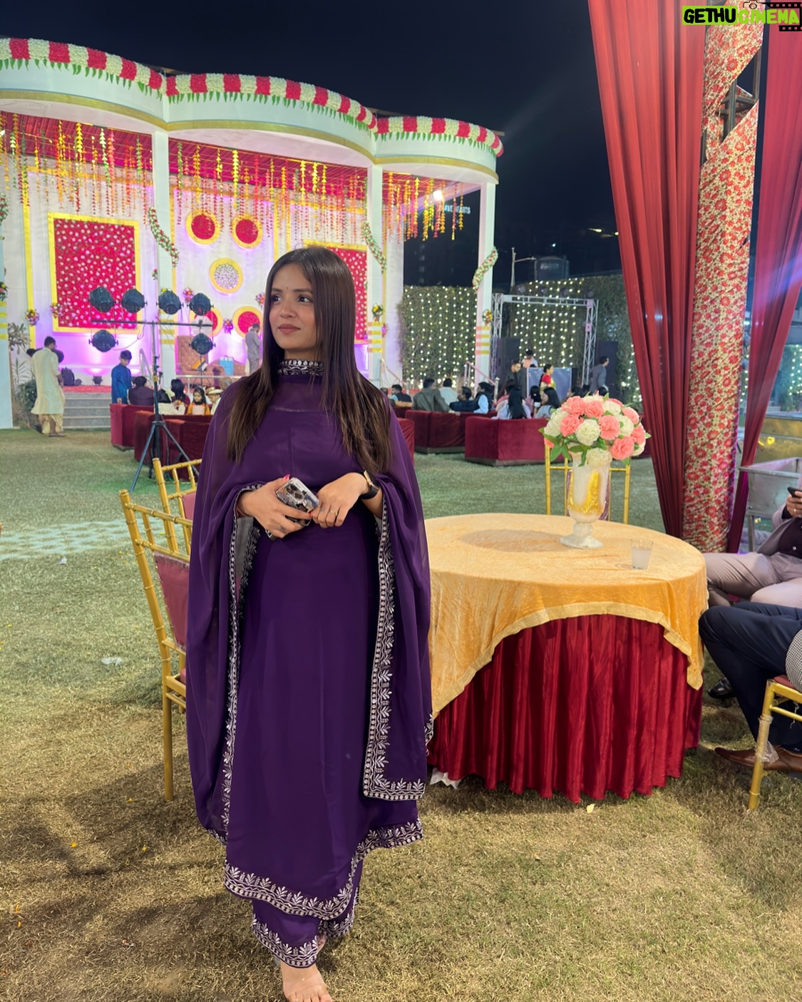 Pooja Rawat - 3 Likes - होगया है तुमसे प्यार सुन ले ❤️