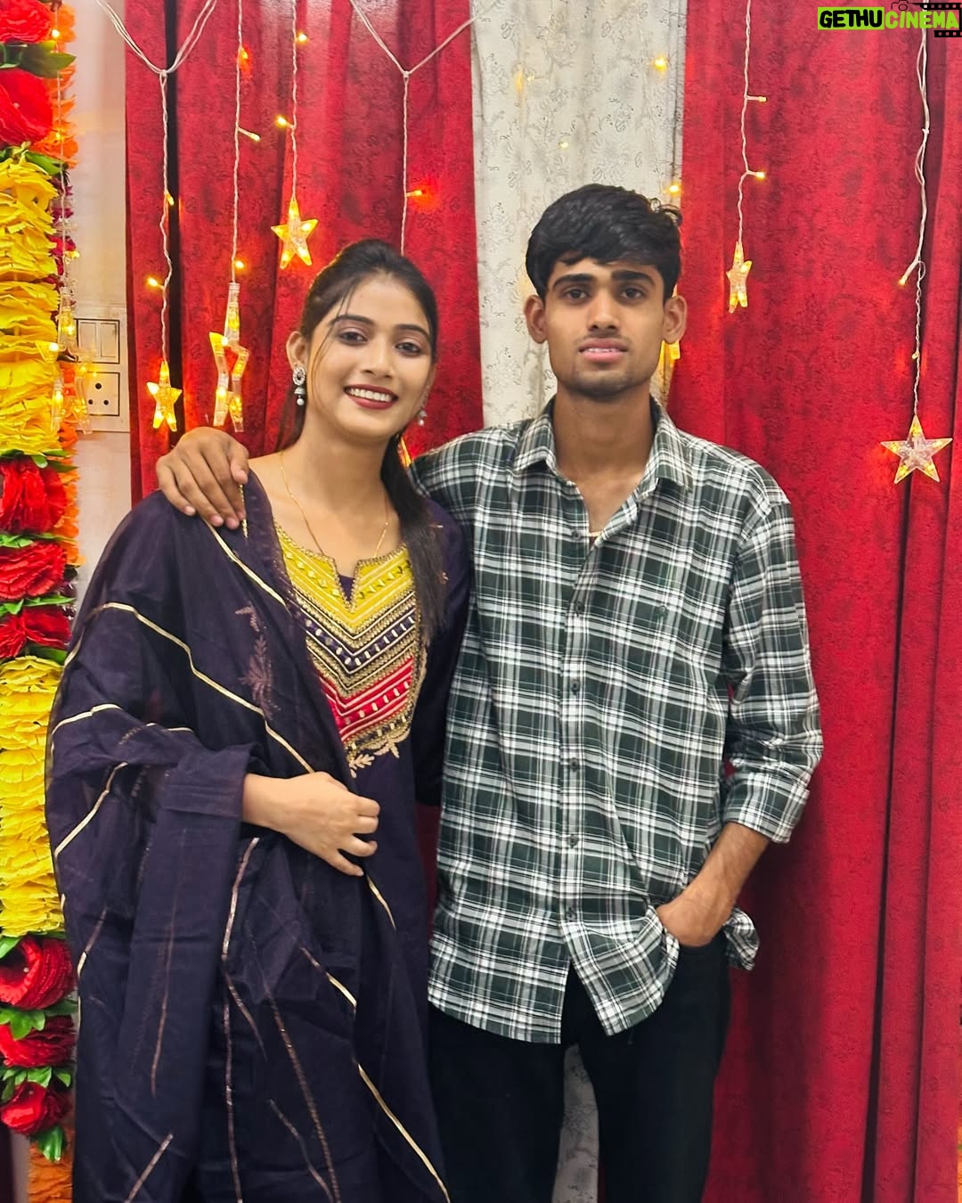 Pooja Saxena - 26.9K Likes - Happy Diwali 🪔💥