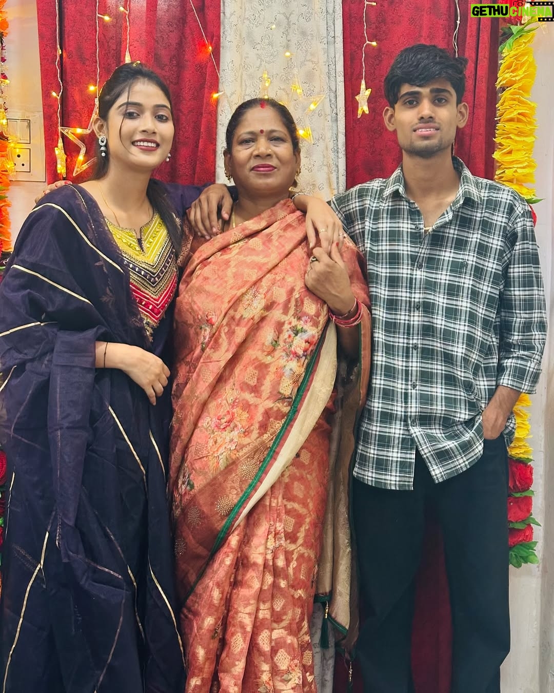 Pooja Saxena - 26.9K Likes - Happy Diwali 🪔💥