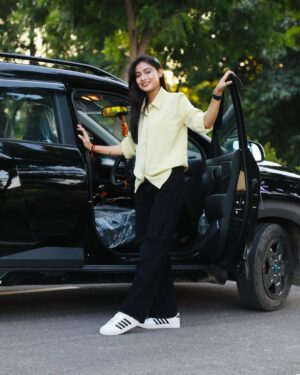 Pooja Saxena Instagram - ą¤®ą„ą¤°ą„ ą¤Ŗą¤¹ą¤²ą„ ą¤ą¤¾ą¤”ą¤¼ą„ !! š„ŗš«¶š»
Thank you for supporting me !! š§æā„ļø
.
.
.
.
Shoot by :- @avtar_singh_143