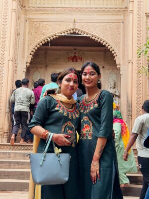 Pooja Saxena Instagram - ą¤ą„ą¤·ą„ą¤£ ą¤ą¤Øą„ą¤®ą¤¾ą¤·ą„ą¤ą¤®ą„ ą¤ą„ ą¤¹ą¤¾ą¤°ą„ą¤¦ą¤æą¤ ą¤¶ą„ą¤ą¤ą¤¾ą¤®ą¤Øą¤¾ą¤ą¤ !! š¦ā¤ļø