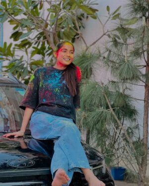 Pooja Saxena Instagram - Happy holi doston ā¤ļø