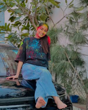 Pooja Saxena Instagram - Happy holi doston ā¤ļø