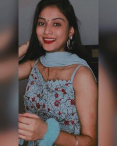 Actress Pooja Saxena HD Photos and Wallpapers March 2023