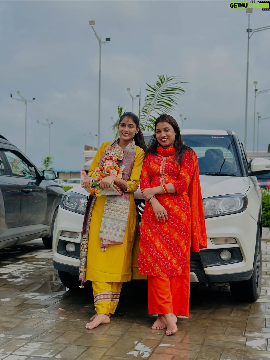 Pooja Saxena - 24.8K Likes - Deva Shree Ganesha..🙏🏻🔱🕉️