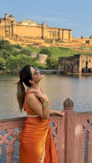 Pooja Sharmaaaa Instagram - ❤️