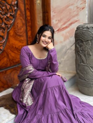 Pooja Sharmaaaa Instagram - Keeping it desi & dreamy🌸