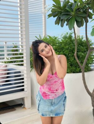 Pooja Sharmaaaa Instagram - Soft hues, brighter moods 🌸