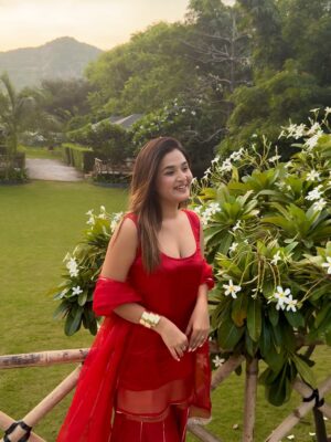 Pooja Sharmaaaa Instagram - Random clicks hit different 👀