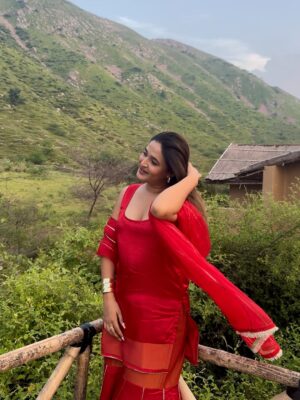 Pooja Sharmaaaa Instagram - Random clicks hit different 👀