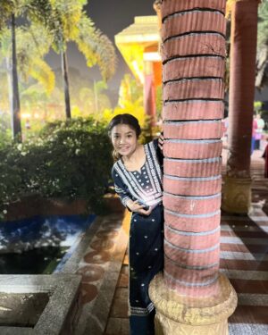 Pooja Singh Instagram - 🌸🌛#pic #like #exp #post #instagood #viral #like #pooja #poojasinghsingh29