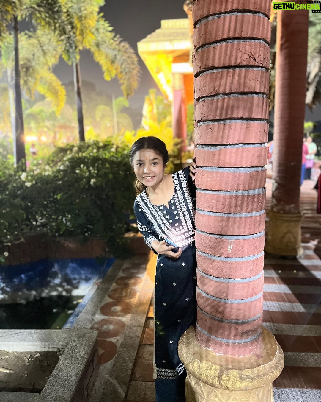 Pooja Singh - 665 Likes - 🌸🌛#pic #like #exp #post #instagood #viral #like #pooja #poojasinghsingh29