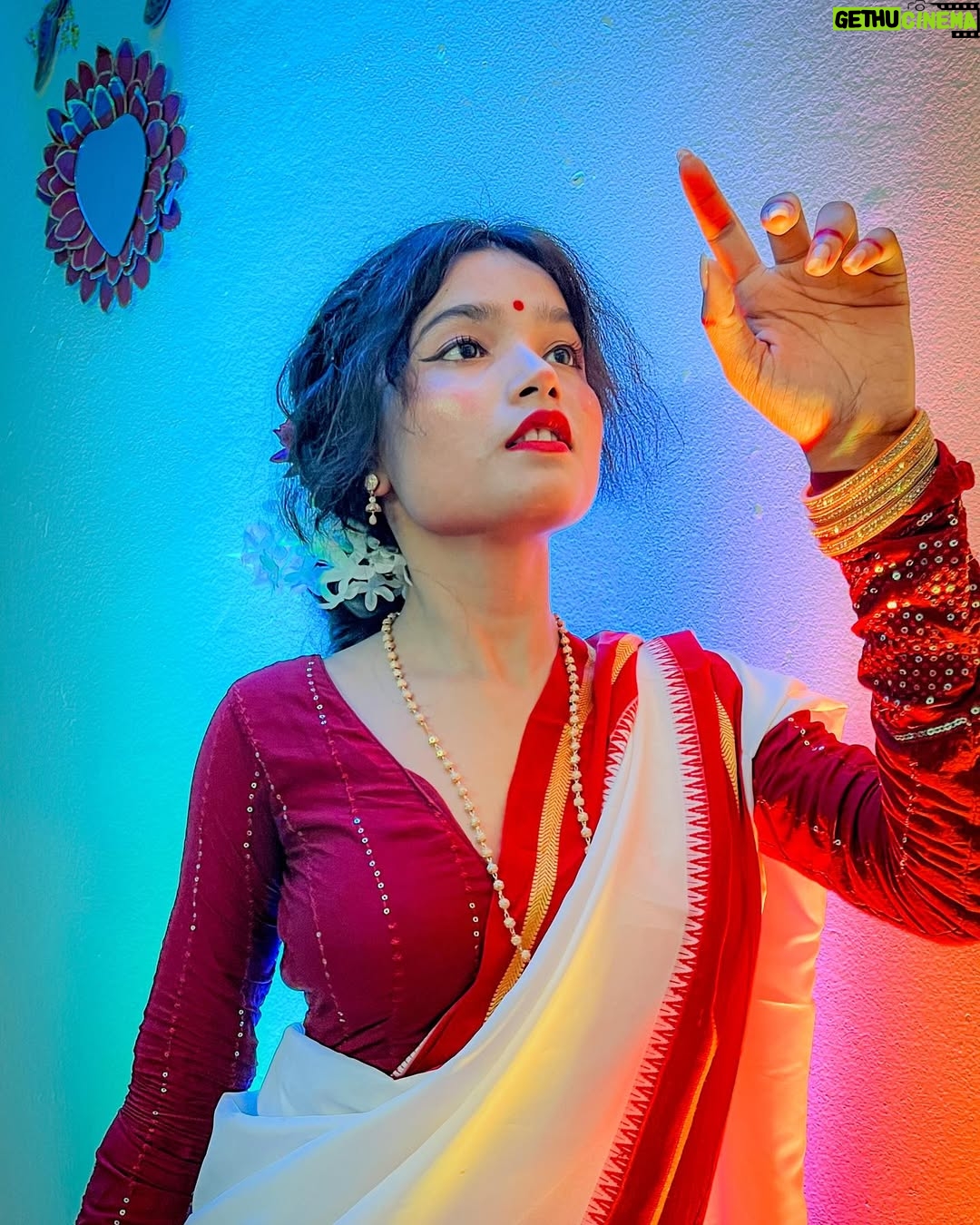 Pooja Singh - 1K Likes - Look at me🫀(Paro)

#paro #devdas #look #pic #love