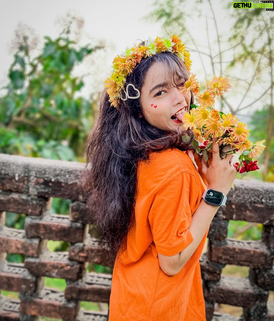 Pooja Singh - 709 Likes - 🌼🍂🌝

#photo #flowers #instagram #poojasinghsingh29 #followｍe #cute #trend