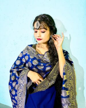 Pooja Singh Instagram - Being the best version of myself 🦋💙

.

.
#diwali #look #poojasinghsingh29 #keepsupporting#onepiece