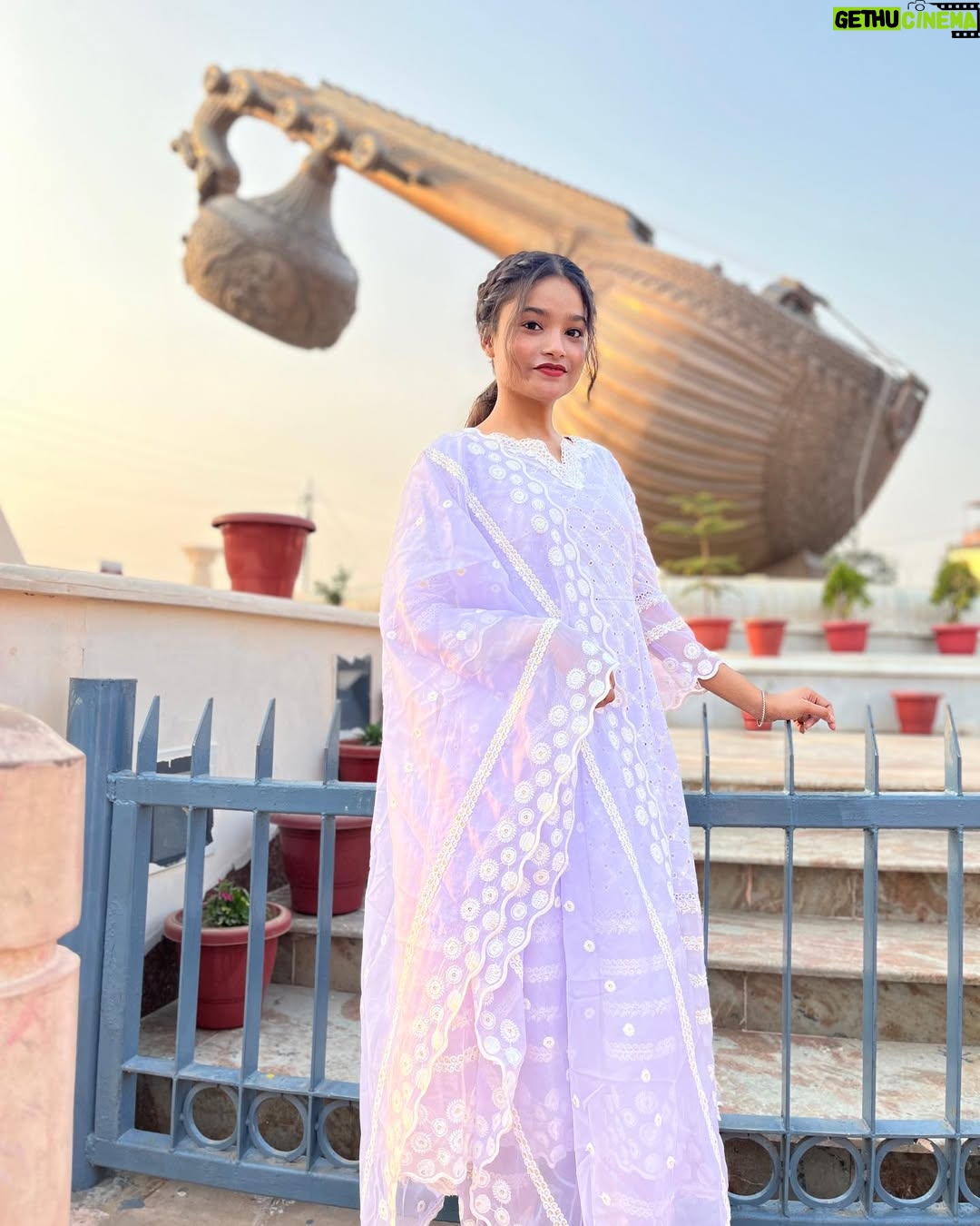 Pooja Singh - 807 Likes - 🫀🌺🚩
@poojasinghsingh29 

#ayodhya #ayodhyarammandir🚩 #pic #instagood #viral #poojasinghsingh29