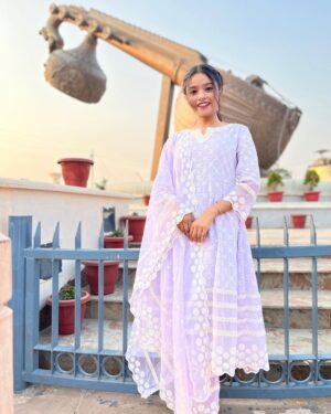 Pooja Singh Instagram - 🫀🌺🚩
@poojasinghsingh29 

#ayodhya #ayodhyarammandir🚩 #pic #instagood #viral #poojasinghsingh29