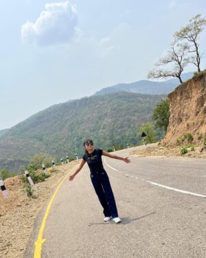 Pooja Singh Instagram - 😎🏞️

#pic