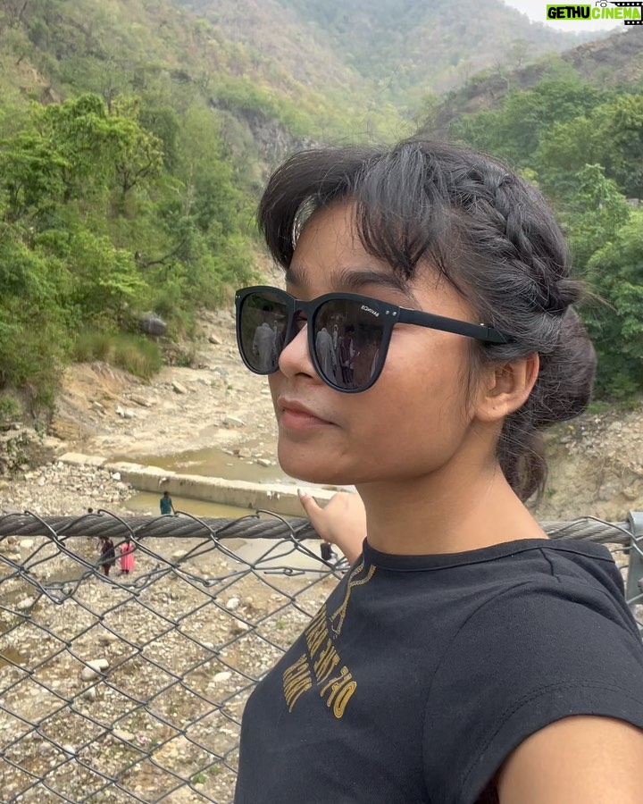 Pooja Singh - 657 Likes - 😎🏞️

#pic