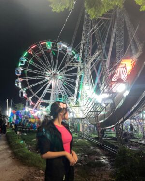 Pooja Singh Instagram - 🐣🦋🎈

#night #pic #picoftheday #smile #trending #