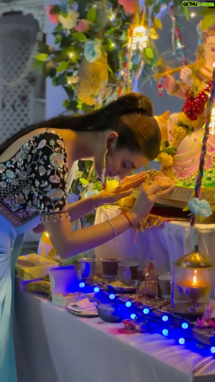 Pooja Solanki - 721 Likes - Paanch saal ho gaye Bappa ko ghar aate hue,
har saal nayi roshni, nayi umeed aur nayi khushiyaan lekar aaye ❤️ 
Please keep coming always, we need you in every moment of our lives.
🙏 Ganpati Bappa Morya ❤️
