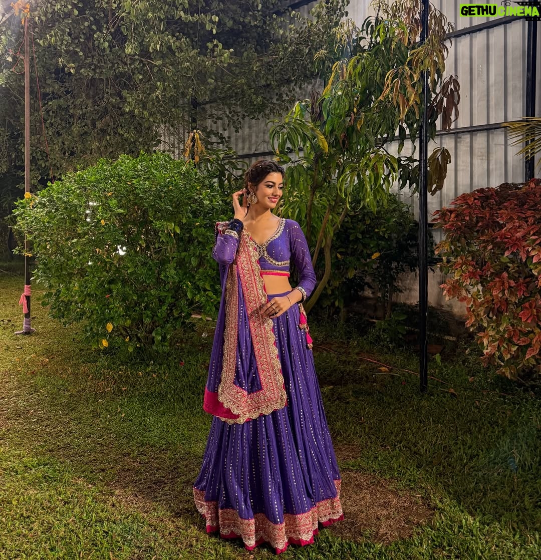 Pooja Solanki - 2.6K Likes - 💜