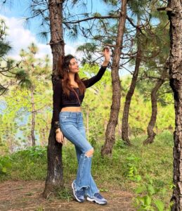 Actress Pooja Solanki HD Photos and Wallpapers December 2024