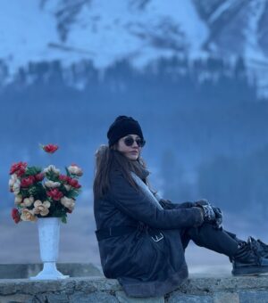 Pooja Solanki Instagram - Kashmir 🍁🍂