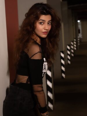 Pooja Solanki Instagram -