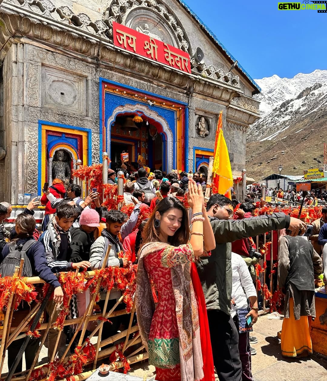 Pooja Solanki - 4K Likes - Happy Maha Shivratri 😇🙏🏻❤️

The most blessed day of my life 🙏🏻 
#kedarnath ❤️
#omnamahshivaya🙏
