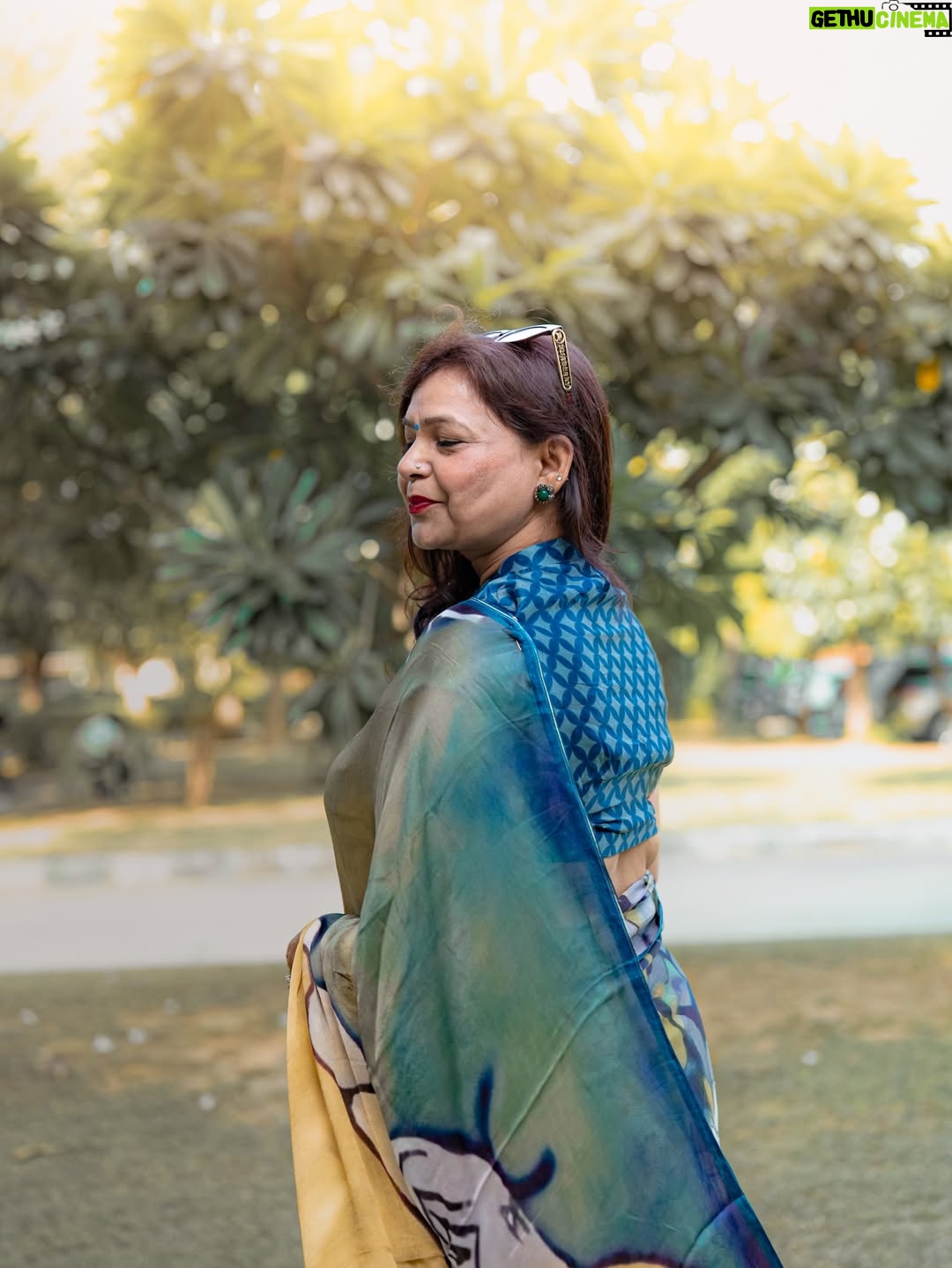 Poonam Arjun Rawat - 4.6K Likes - “सोच बदलो, नज़रिया खुद बदल जाएगा।”
(Change your thinking, and your perspective will change too.)💖
