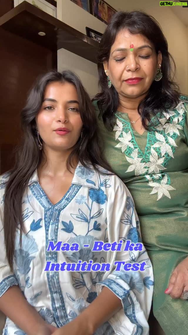 Poonam Arjun Rawat - 14.5K Likes - Maa - Beti ka intuition test 

#maabeti #bhammukiduniya
