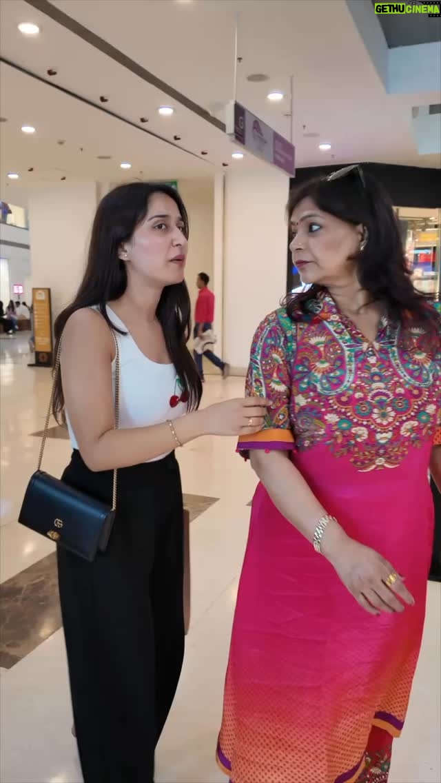 Poonam Arjun Rawat - 9.3K Likes - Ek hi to li hai 😅😂