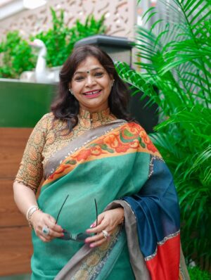 Poonam Arjun Rawat Instagram - 💚💚💚 

#saree #trend