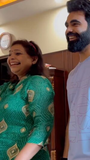 Poonam Arjun Rawat Instagram - Mini Vlog - Pie Ko aaya gussa😡 #minivlog #familyvlog #bhammukiduniya