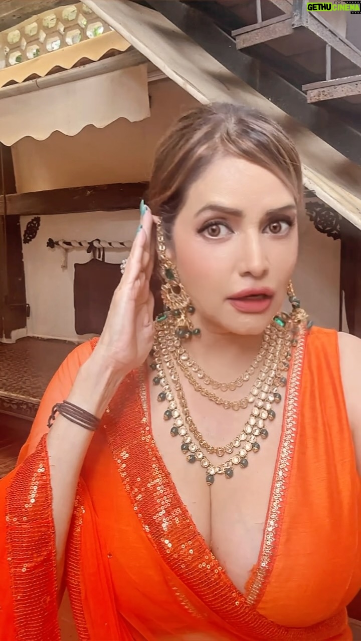 Poonam Jhawer - 14.8K Likes - तड़पाओगे ?? तड़पा लो ।

#trending #trendingsongs  #explore #viral  #sareelovers #poonamjhawer #tadpaoge