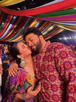 Prableen Kaur Bhomrah Instagram - Went for garba for the last time as gf & bf 🥹🥰 (we’re going to be hubby wifeyyyy next timeeeeee)
🧿🧿🧿