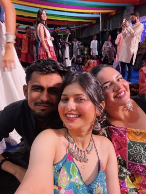 Prableen Kaur Bhomrah Instagram - Went for garba for the last time as gf & bf 🥹🥰 (we’re going to be hubby wifeyyyy next timeeeeee)
🧿🧿🧿