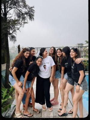 Prableen Kaur Bhomrah Instagram - MY BESTIES THREW ME A SURPRISE BACHELORETTE 😭🩷🧿
It was so overwhelming and so beautiful at the same time.
I can’t believe I’m getting married in less than 2 months & I get to celebrate it with them!!!!!!
Thank you for taking out time, taking all the efforts to make sure it went smoothlyyyy!!! 🥹🥹🥹🩷🩷🩷
Love you guys & thank you for making this happppennnnnn! Thank you for coming, thank you for making so many beautiful memoriesssss
Thank you guys for all the behind the scenes effort yall took because I know it took a lot to execute
From sorting the veil, to getting all the dirty things, to decorating, to getting my sash, to booking the bartender & sorting the villas, to making me play games, to getting the bags packed & sort all the logistics, to getting all mixers & dropping the driver & gettin the cake & getting alcohol & getting the games executed, and all situation questions, and staying up till 6 am BASICALLY EVERYTHINGGGGG AT ALL!!!!
@aditixshetty @ishamuni0710 @shreemayireddyy @thesassthing_ @missmcblush @karannvyas @talha_shaikh10 @rahilkothariii @shubham_keni @suyaashchavann @kartikhshetty @shawn.nazareth
& Special thanksssss to my cuties
@dolly_karia @nishthaasharmaa for everything you two did🥹🥹 it was above & beyonddddd & yall made this possibleeee!!!
Still Can’t believe how yall made it happen
&
@kapillvyas for giving me 100 kisses 🥹🩷
And to all the lovely speeches I got, they meant the world to meeee!!!! Controlled my tearssss 🥹🥹🥹
I love you guysssss!!! Thank you 🩷🩷🩷🩷 forever grateful for you
Decor @ishaara.events @nehelsager