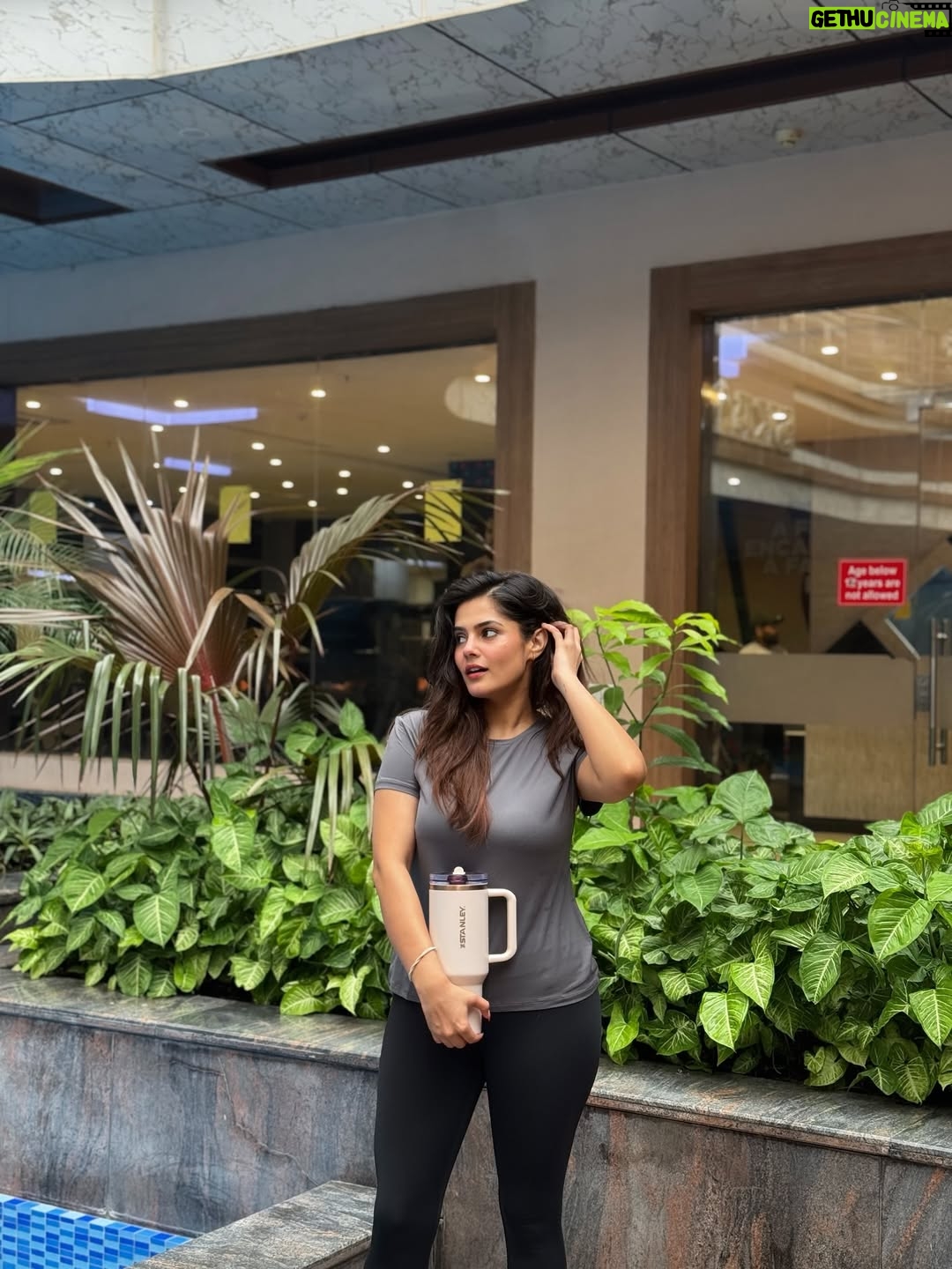 Pragati Tiwari - 404.7K Likes - That Girl ✨