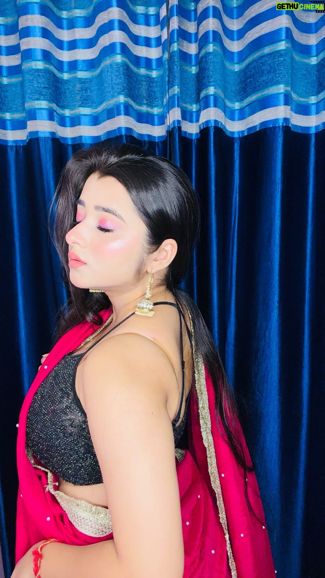 Pratiksha Kant - 4.1K Likes - Mai sharmate🙈♥️

#pratiksha14_9