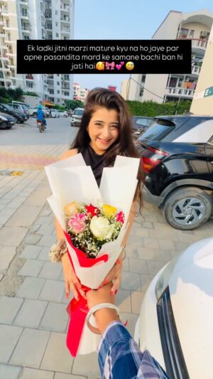 Pratiksha Kant Instagram - I am behaving like a child front of my pasandita mard🙈🥰🎀😅💋❤️

#pratikshakantofficial #pratikshakantt