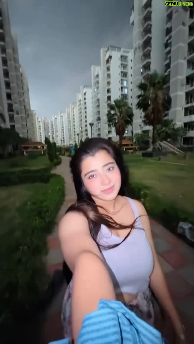 Pratiksha Kant - 7.7K Likes - Mausam zara sa rutha hua hai🫠💔

#pratikshakantt