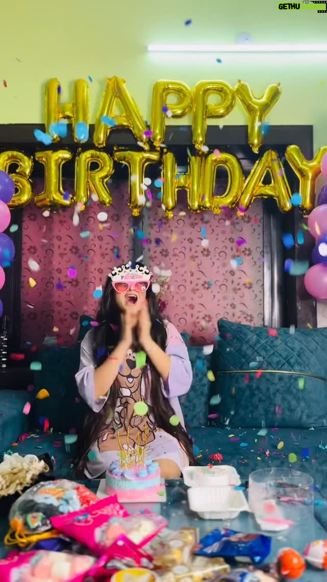 Pratiksha Kant - 2.2K Likes - My Birthday 🎀😍

#birthday #pratiksha14_9 #pratikshakantofficial #pratikshakantt