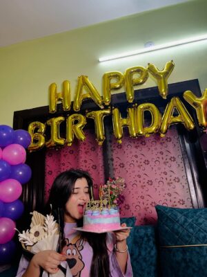 Pratiksha Kant Instagram - 24th Birthday celebration🎉🎀

#birthday #birthdaygirl #pratiksha14_9 #pratikshakantt #pratikshakantofficial