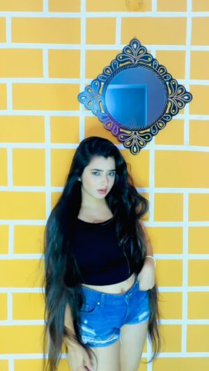 Pratiksha Kant Instagram - 🔥

#